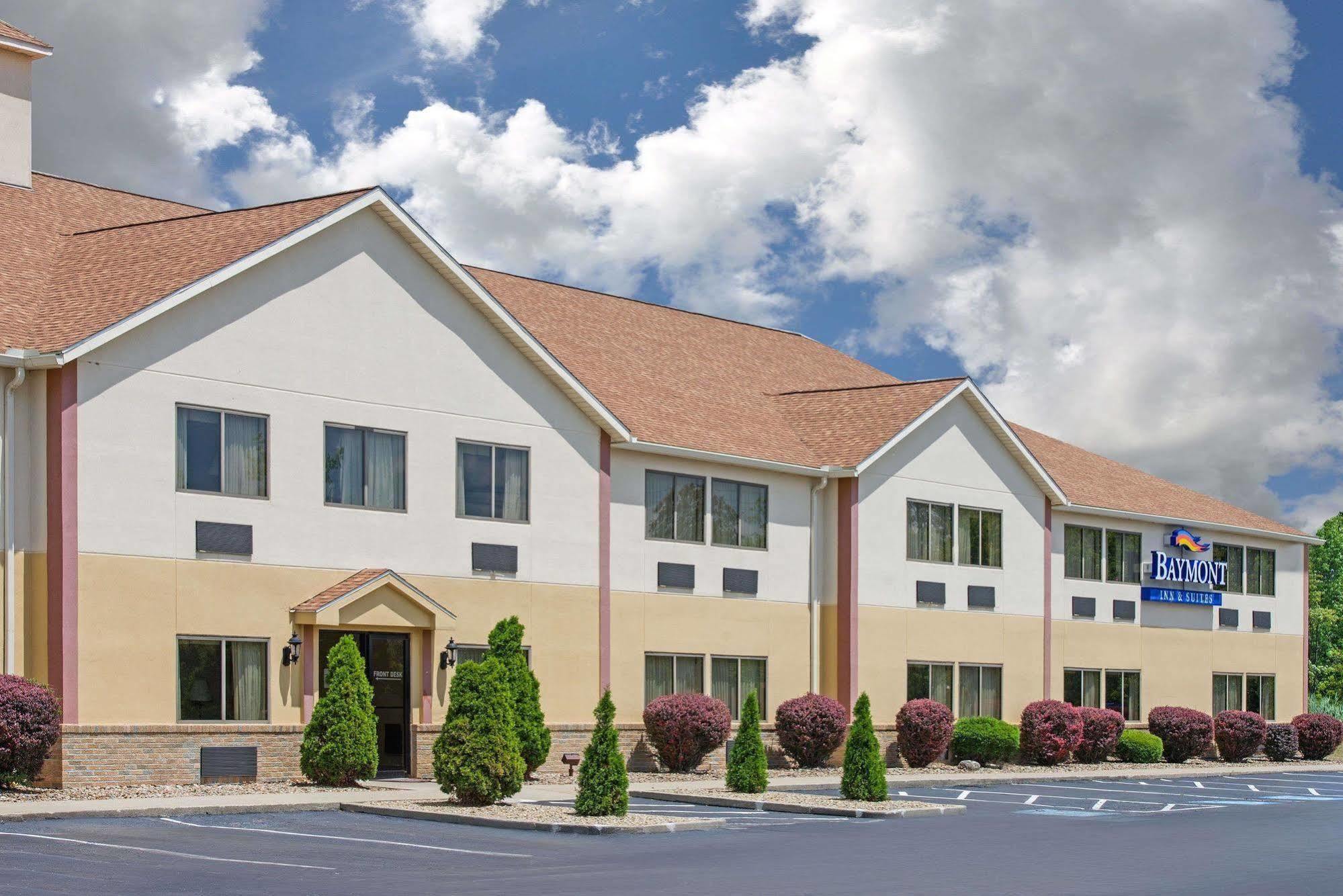 Hotel Baymont By Wyndham Boston Heights/Hudson Zewnętrze zdjęcie